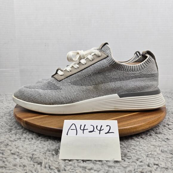 Wolf and Shepherd Mens 11 Supremeknit Trainer Gray White Lifestyle Daily Sneaker